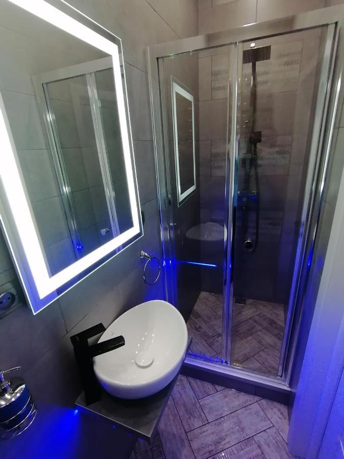Apartament Сам Центр Міста! Оперний 5Хв Lwów Zewnętrze zdjęcie