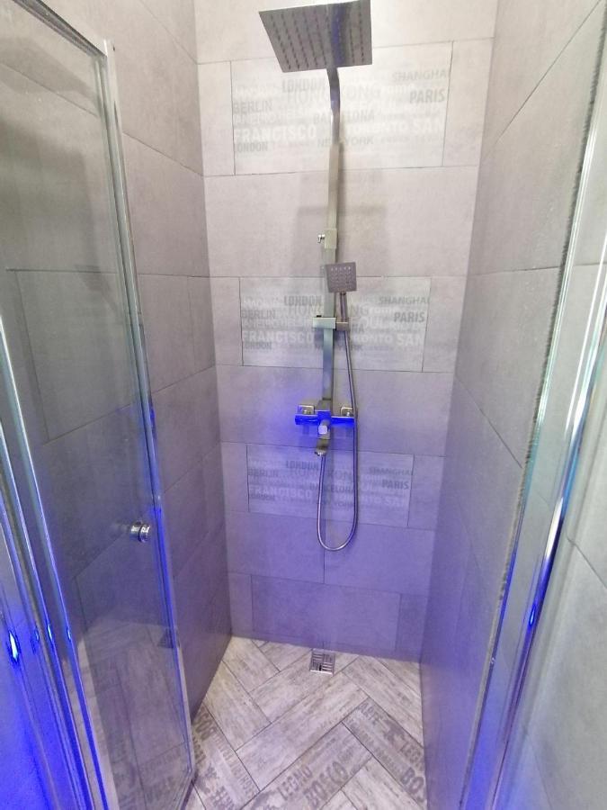 Apartament Сам Центр Міста! Оперний 5Хв Lwów Zewnętrze zdjęcie